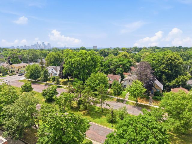 2526 Stinson Parkway, Minneapolis, MN 55418