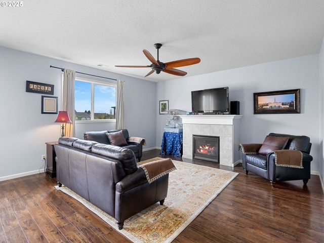 51350 Sw RANDSTAD St, Scappoose, OR 97056