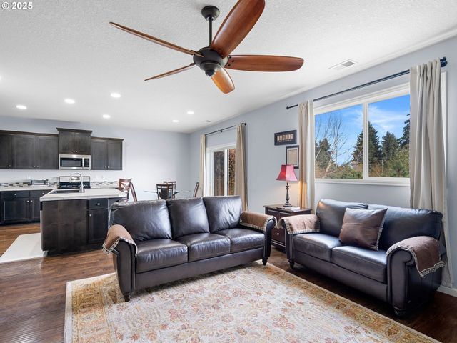 51350 Sw RANDSTAD St, Scappoose, OR 97056