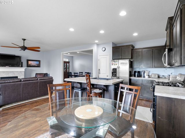 51350 Sw RANDSTAD St, Scappoose, OR 97056