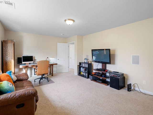 51350 Sw RANDSTAD St, Scappoose, OR 97056