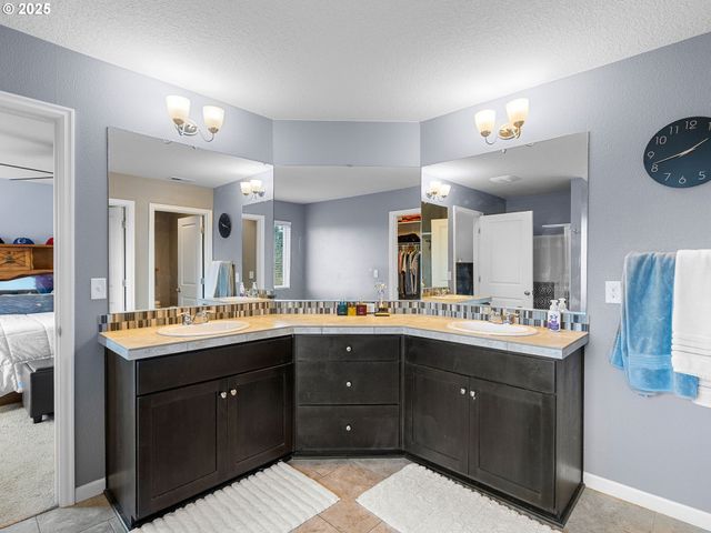 51350 Sw RANDSTAD St, Scappoose, OR 97056