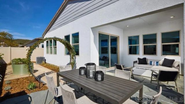 13158 Greer, San Diego, CA 92129