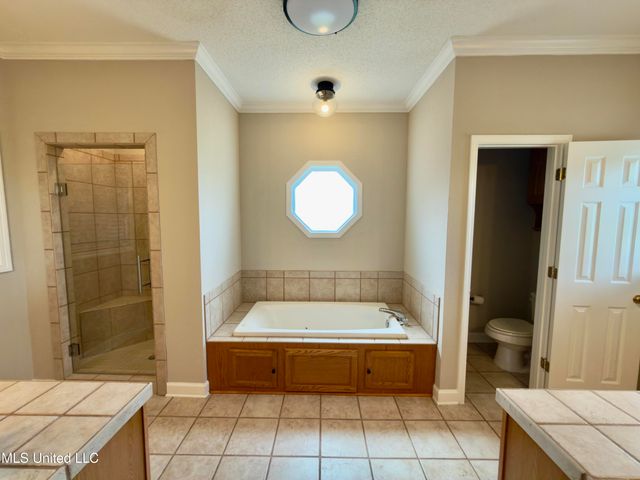 123 Palmer Lane, Holly Springs, MS 38635