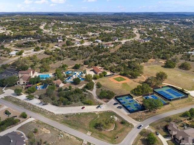 1333 Powder Ridge, New Braunfels, TX 78132