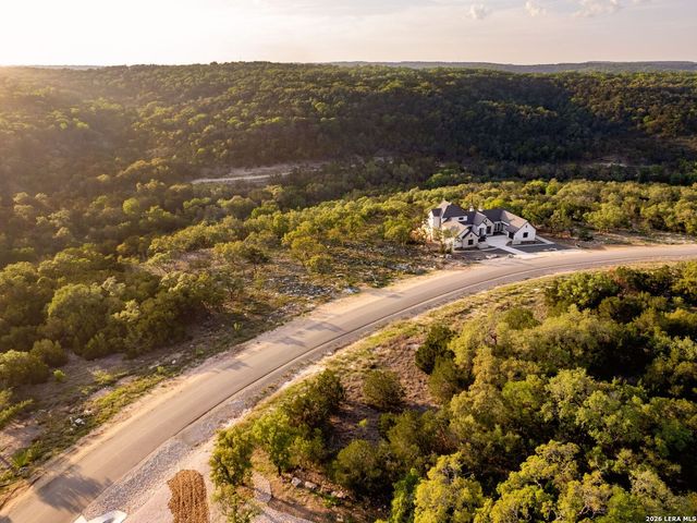 1333 Powder Ridge, New Braunfels, TX 78132