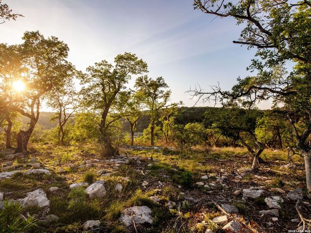 1333 Powder Ridge, New Braunfels, TX 78132