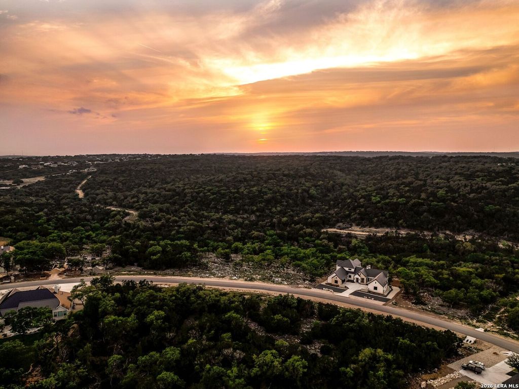 1333 Powder Ridge, New Braunfels, TX 78132