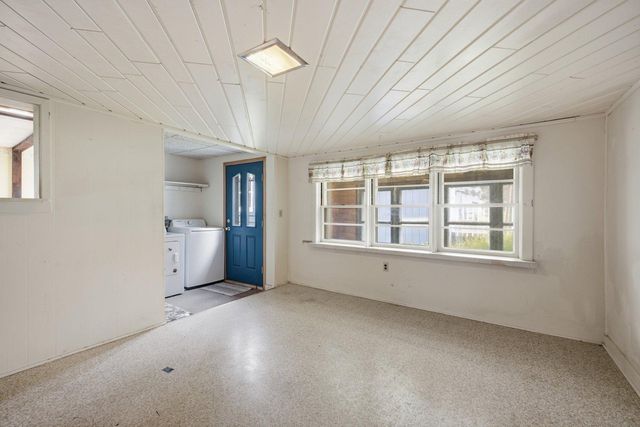 27 17th Street, Cloquet, MN 55720