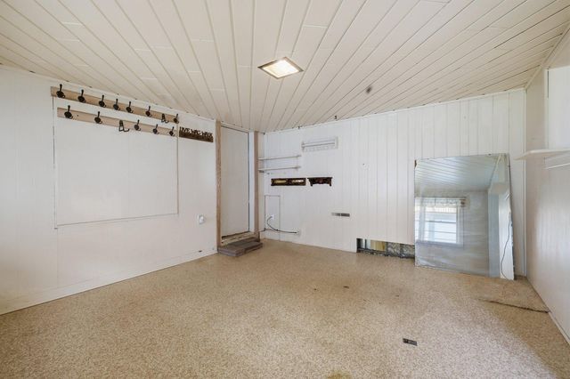 27 17th Street, Cloquet, MN 55720
