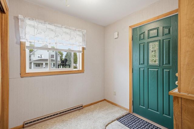 27 17th Street, Cloquet, MN 55720