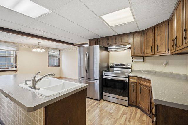 27 17th Street, Cloquet, MN 55720