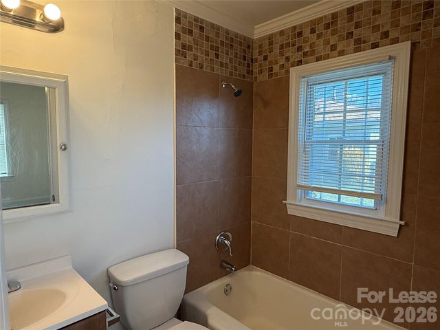 2203 Highland Street, Charlotte, NC 28208