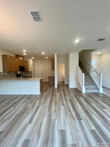 14839 Vance Jackson Rd Unit 104, San Antonio, TX 78249