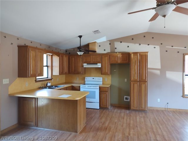 4918 Blythe Road, Booneville, AR 72927