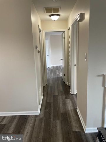 404 ATLANTA CT, Sewell, NJ 08080