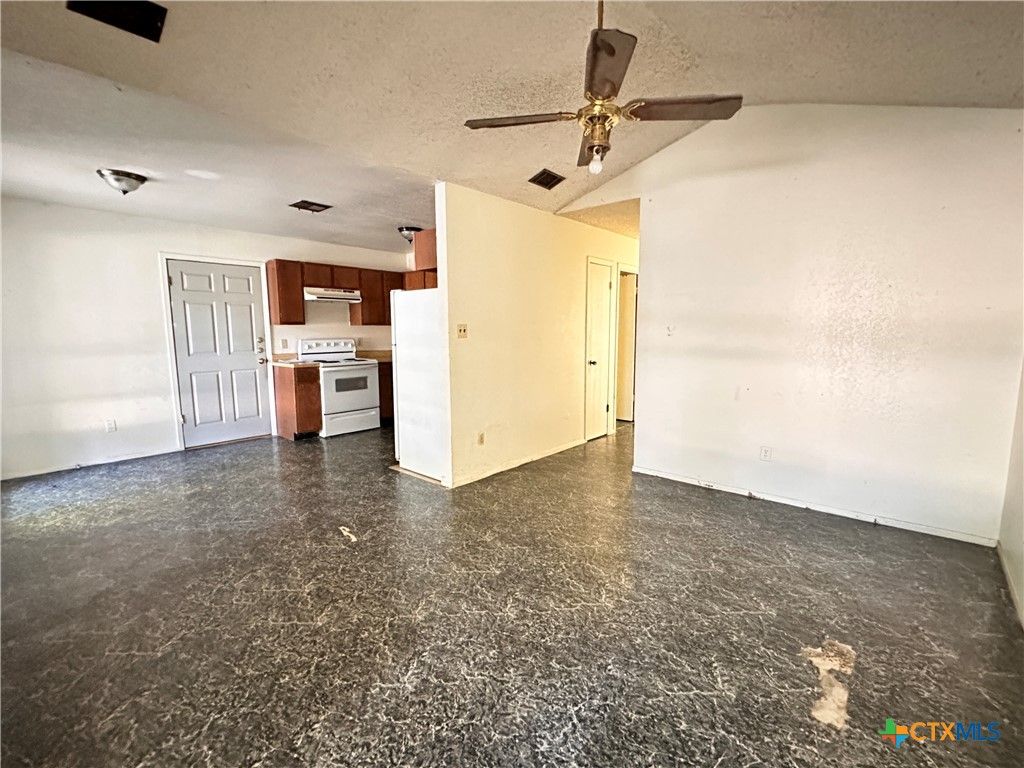 317 Yale Street, San Marcos, TX 78666