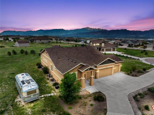 3729 Floating Cloud Ct, Colorado Springs, CO 80908