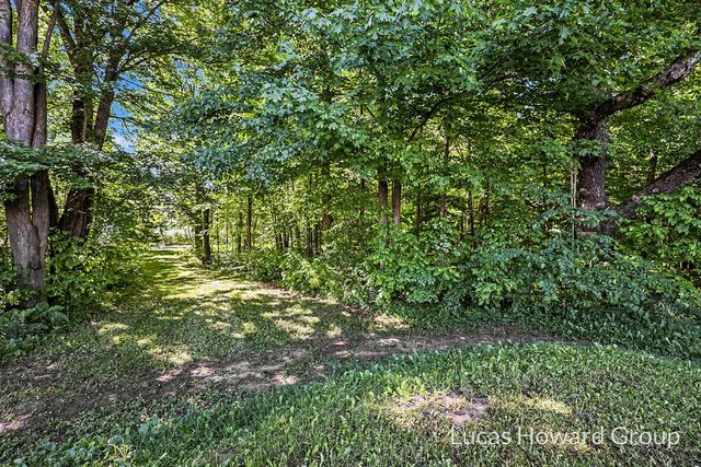 6088 W 1 Mile Road, Hesperia, MI 49421
