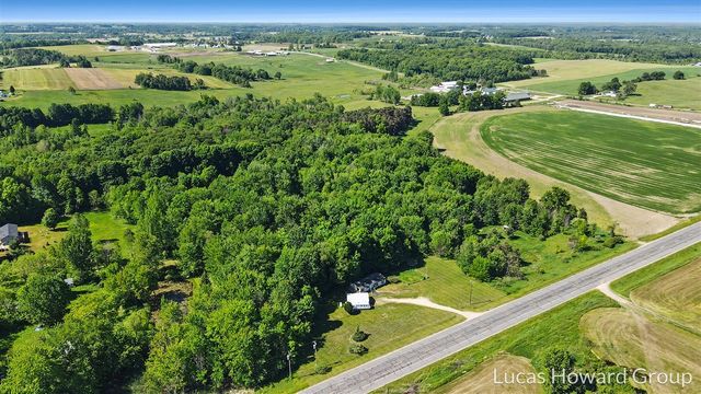 6088 W 1 Mile Road, Hesperia, MI 49421