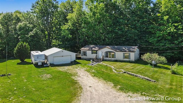 6088 W 1 Mile Road, Hesperia, MI 49421