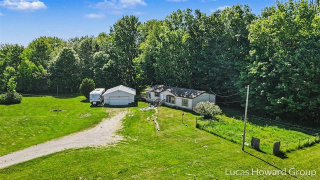6088 W 1 Mile Road, Hesperia, MI 49421