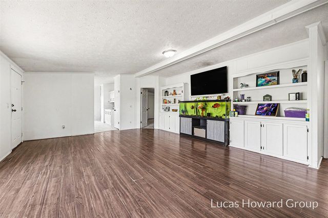 6088 W 1 Mile Road, Hesperia, MI 49421
