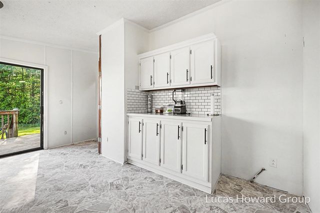 6088 W 1 Mile Road, Hesperia, MI 49421