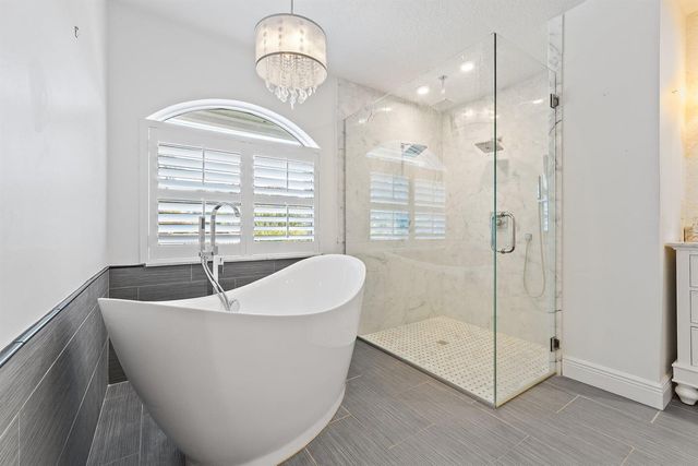 13033 Randolph Siding Road N, Jupiter, FL 33478