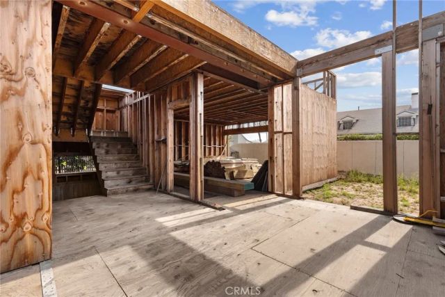 2453 Creston Way, Los Angeles, CA 90068