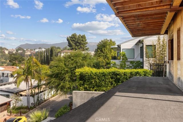 2453 Creston Way, Los Angeles, CA 90068