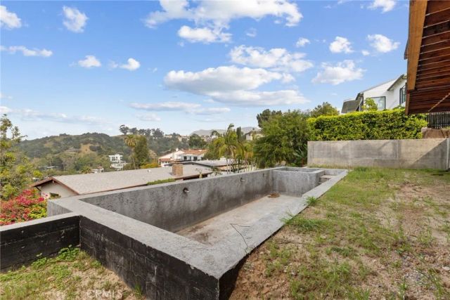 2453 Creston Way, Los Angeles, CA 90068