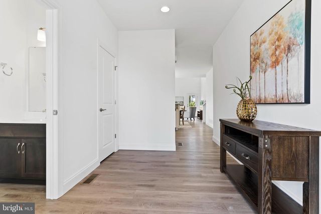 667 BRITTANY DRIVE, Mechanicsburg, PA 17055