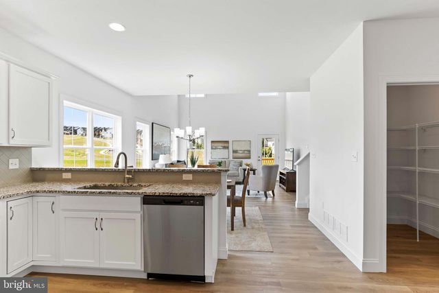 667 BRITTANY DRIVE, Mechanicsburg, PA 17055