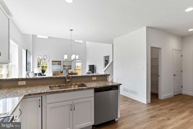 667 BRITTANY DRIVE, Mechanicsburg, PA 17055