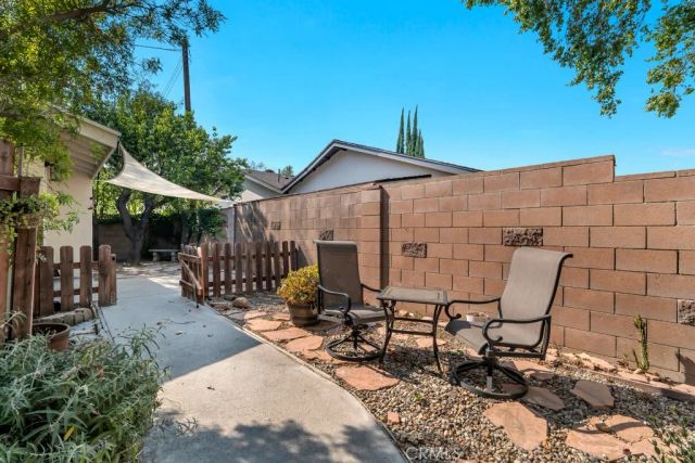 23101 Lanark Street 2, West Hills, CA 91304