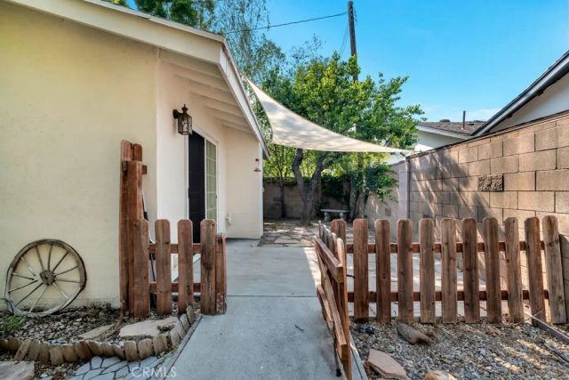 23101 Lanark Street 2, West Hills, CA 91304
