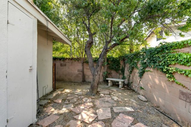23101 Lanark Street 2, West Hills, CA 91304