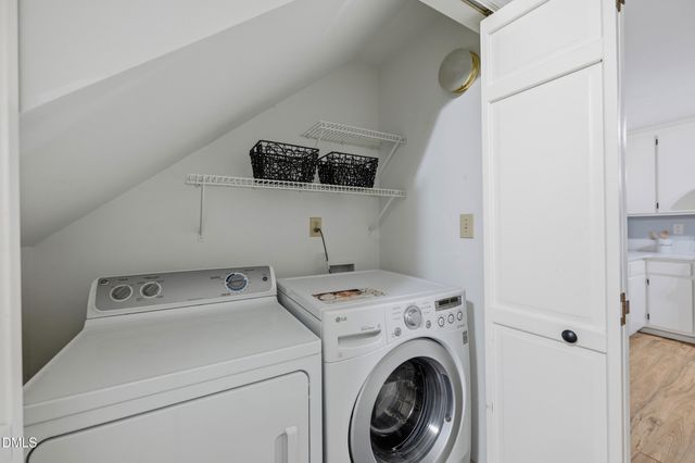 104 Pointe Place, Hillsborough, NC 27278