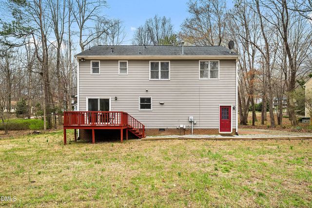 104 Pointe Place, Hillsborough, NC 27278