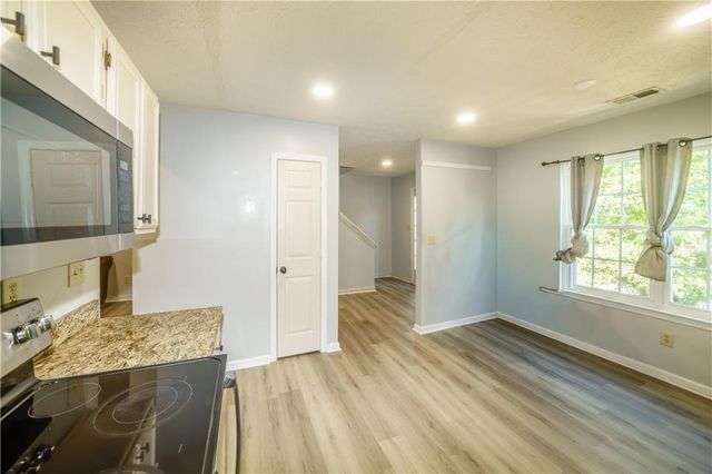 1020 Plantation Way NW, Kennesaw, GA 30144