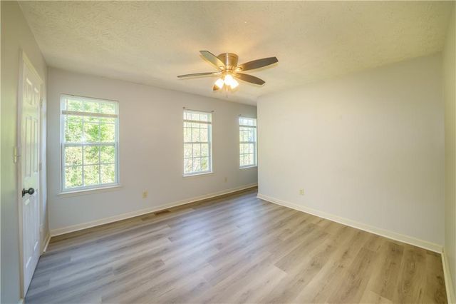 1020 Plantation Way NW, Kennesaw, GA 30144