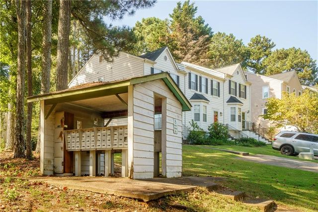 1020 Plantation Way NW, Kennesaw, GA 30144