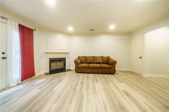 1020 Plantation Way NW, Kennesaw, GA 30144