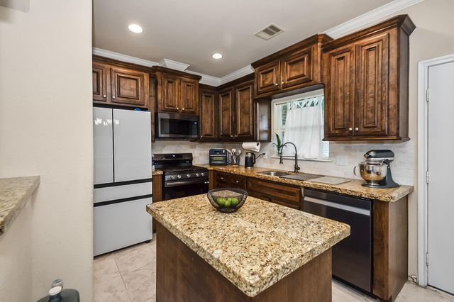1524 Longley Street, South Houston, TX 77587