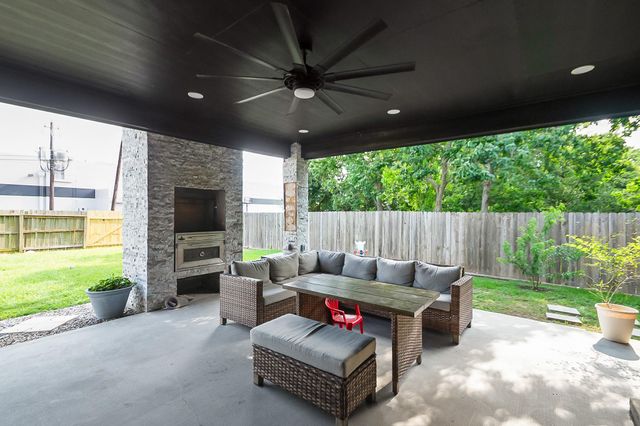 1524 Longley Street, South Houston, TX 77587