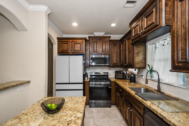1524 Longley Street, South Houston, TX 77587