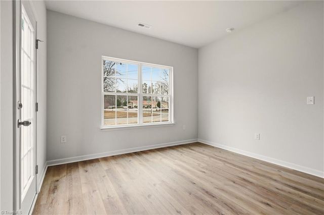 1707 Brockett Avenue, High Point, NC 27260