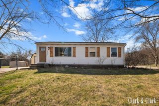 320 Roberta Jayne Drive, Lowell, MI 49331