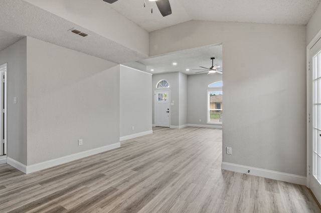 8105 Spruce Valley Drive, Fort Worth, TX 76137